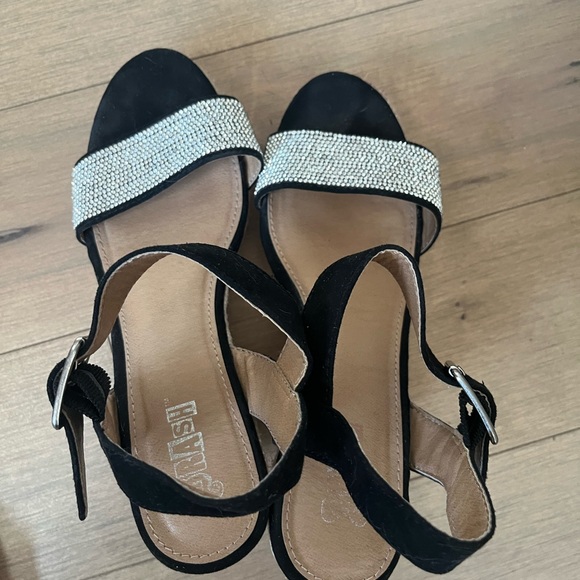 Like new Brash wedge Heels - size 7 - Picture 4 of 4